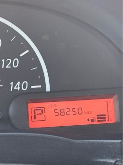
										2015 Nissan versa full									