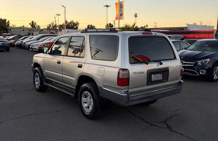 
								2000 Toyota 4runner full									