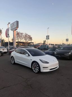 
										2018 Tesla Model 3 full									
