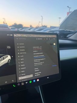 
										2018 Tesla Model 3 full									
