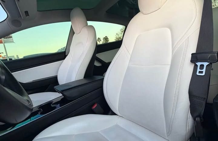 
								2018 Tesla Model 3 full									