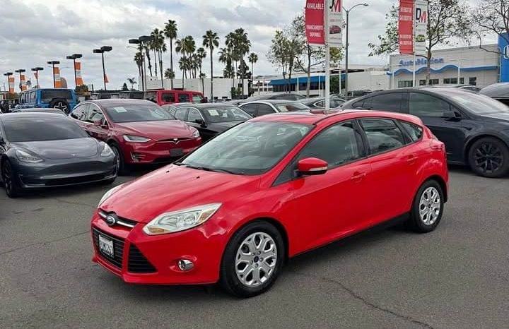
								2012 Ford focus full									