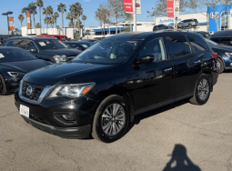 2017 Nissan pathfinder